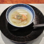 草庵 鍋島 - 毛蟹 白ずいき 餡仕立て