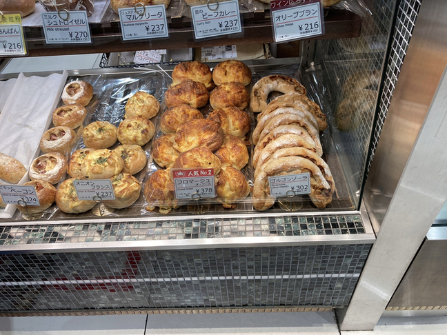 波乗りトニ〜さんが投稿したカーラ・アウレリア 大丸東京店（東京/東京）の口コミ詳細 [食べログ] カーラ・アウレリア 大丸東京店