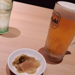 博多ラーメン 駿蔵 - 生ビール418円（税込）