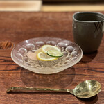 にしぶち飯店 - オーギョーチ　桃のコンポート