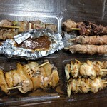 やきとり良太 - マスターによるとテイクアウト注文は前日の14時くらいに電話もらうのが一番ありがたいし、希望も通りやすいとの事。当日だと仕入状況によっては無理な場合もあります。