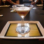 ガストロノミー ジョエル・ロブション - 特選生雲丹 甲殻類のジュレになめらかなカリフラワーのクレーム