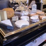 ガストロノミー ジョエル・ロブション - フロマージュもアイテムが豊富