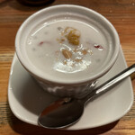 きんぼし - タピオカ入り杏仁豆腐（税込 385円）評価＝◎