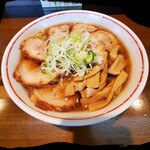 ラーメン 利助 - チャーシュー麺