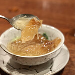 にしぶち飯店 - 焼鱶鰭　干し貝柱の中華スープ