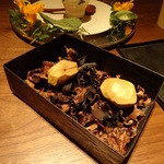 Fujiya 1935 - 栗を栗の皮でいぶした香ばしいものも。