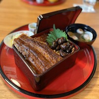 炭焼うな富士 白壁別邸 - 肝入り上うな重