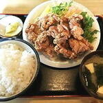 Atagoshiyokudou - 鶏から定食