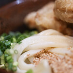 まる博 - 2021年7月再訪：かしわ天ぶっかけ 饂飩冷☆