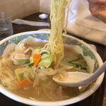 Rakuchin - タンメン♬麺リフト( ^ω^ )⭐️⭐️