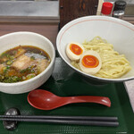 中華そば まる乃 - つけ麺＋たまごトッピングと肉増し