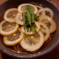 自家製粉石臼挽きうどん 青空blue 本店 - 