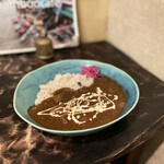 ユナイテッド バンブー - ランチ②メイン
            牛すじカレー