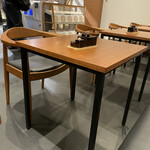 豚そば月や - 店内