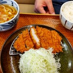 ごはん処 かつ庵 - ロースカツ定食