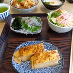 Tonjiru Masugata - しらす、玉子焼き、マカロニサラダ
