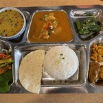ネパール料理ANITA - ダルバート日・月曜日限定！（ドリンク付き）