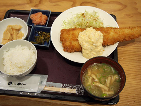 博多もつ鍋 やまや 西宮ガーデンズ店 西宮北口 もつ鍋 食べログ
