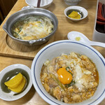 鳥喜多 - 親子丼(¥650)＆かしわ鍋(¥450)