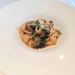 クラリタ ダ マリッティマ - パッパルデッレ　仔羊と茄子の煮込みソース