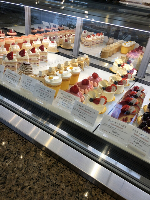 アグネス ペストリーブティック 徳島 ケーキ 食べログ