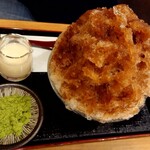 茶房いせはん - 黒みつミルク＋抹茶トッピング