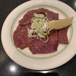 焼肉 鶯谷園 - 生ハツ　660円