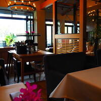 スミレオオサカ - 