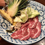 Yakiniku Chitose - ラム（パイナップルとジェノベーゼソースで食べる）