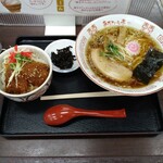 お食事処 あだたら亭 - あだたらラーメンとミニしょうゆヒレカツ丼セット