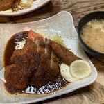 とん吉 - 揚げ物盛り合わせL定食