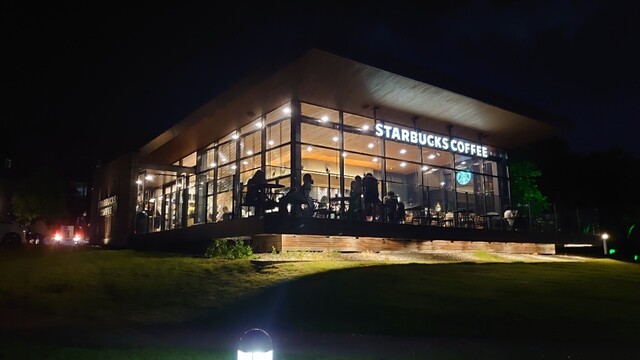 スターバックスコーヒー 富山環水公園店 インテック本社前 カフェ 食べログ スターバックスコーヒー 富山環水公園店 インテック本社前 カフェ 食べログ