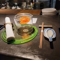 仁修樓 - カウンターのセッティング