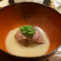 愚直に - 和牛の海老出汁スープ