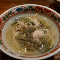 愚直に - ハマグリ＆ジュンサイの冷製麺