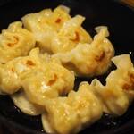 卓 - 島唐辛子ぎょうざその２