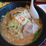 ８番らーめん - こく旨ラーメン７７０円（税込）