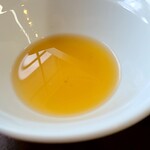 麺屋 菜花奈 - 煮干しジュース