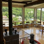 Cafe まど花 - 店内