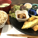 ブック＆カフェ喫茶去 - 