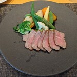 ファヴール - 牛トモサンカクのロースト