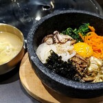 韓国料理 ハモニ食堂 - 石焼ビビンパ