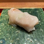 初音鮨 - 磯つぶ貝(塩・カボス)