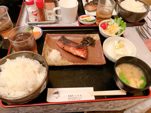 旬菜魚 いなだ シュンサイギョイナダ 豪徳寺 魚介料理 海鮮料理 食べログ