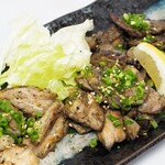 3种木炭烤鸡肉串拼盘（大腿、seseri、Yogen）