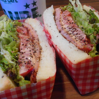 HILLS CAFE Produced by GRANDE_1