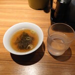 代一元 - ザ・東京ラーメン的な中華スープ。
