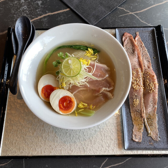 専用　極上　尾長鶏　114g 31㎝　トヒチサ　東な7-0818⭐︎2F ウイザ WIZA 極龍マルチカットソー 165mm×52P アークランズ