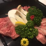 新宿 松阪牛焼肉 にく匠 - 